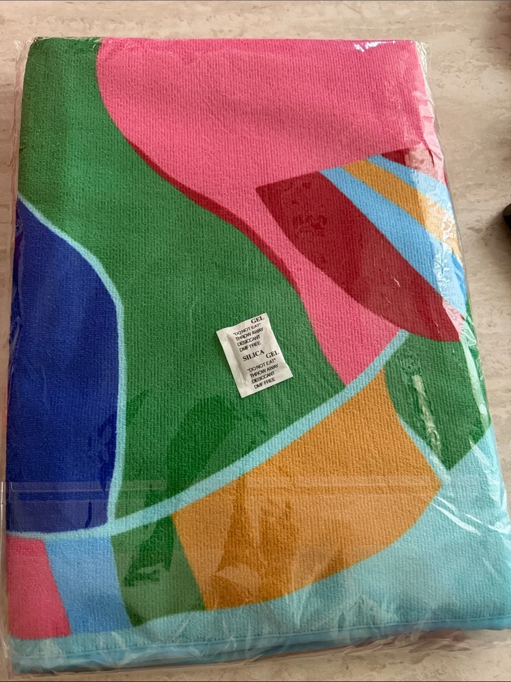 kate spade Bright Multicolor Fish Towel - Pink, Blue, Green